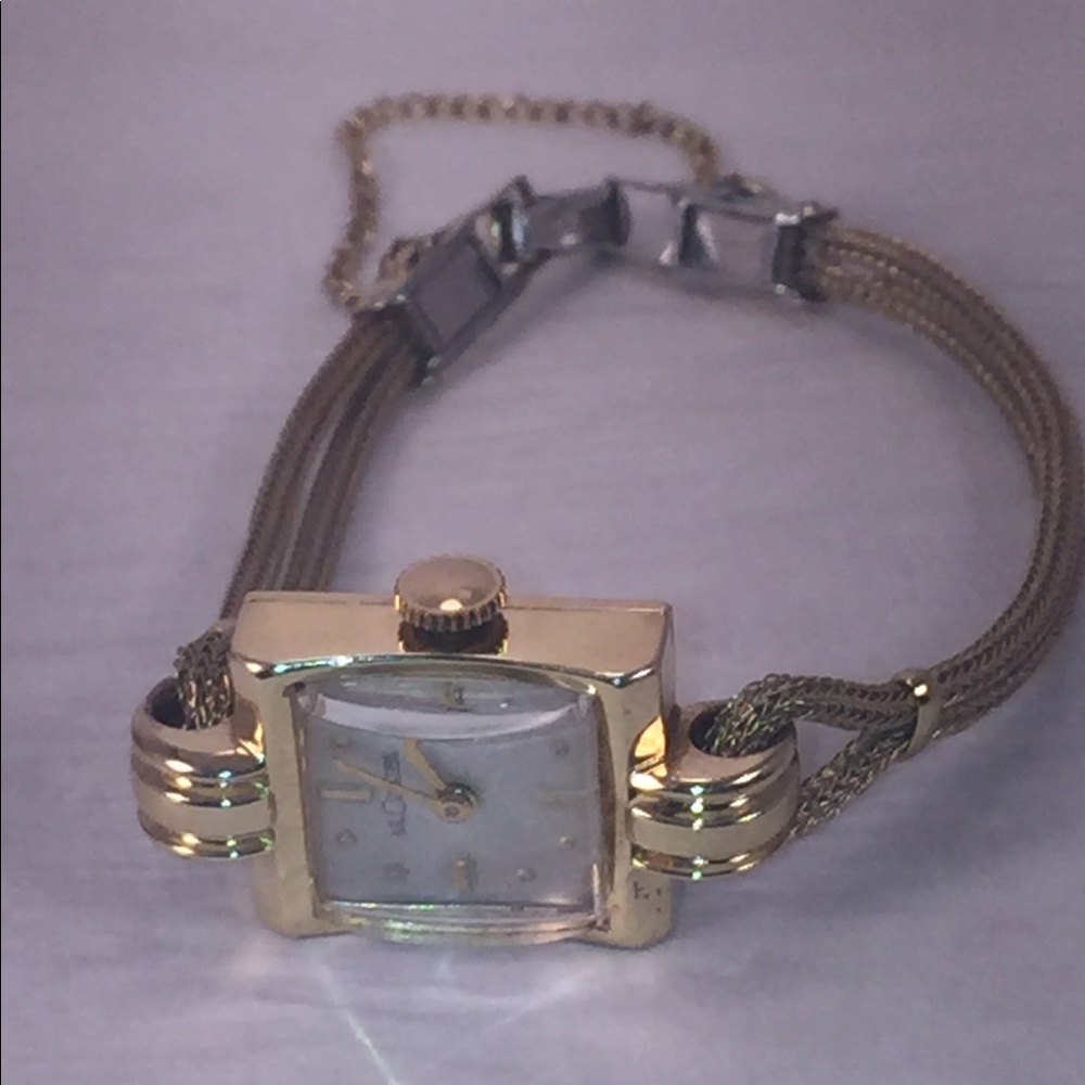 *Vintage Solid 14K LeCoultre Watch, Works